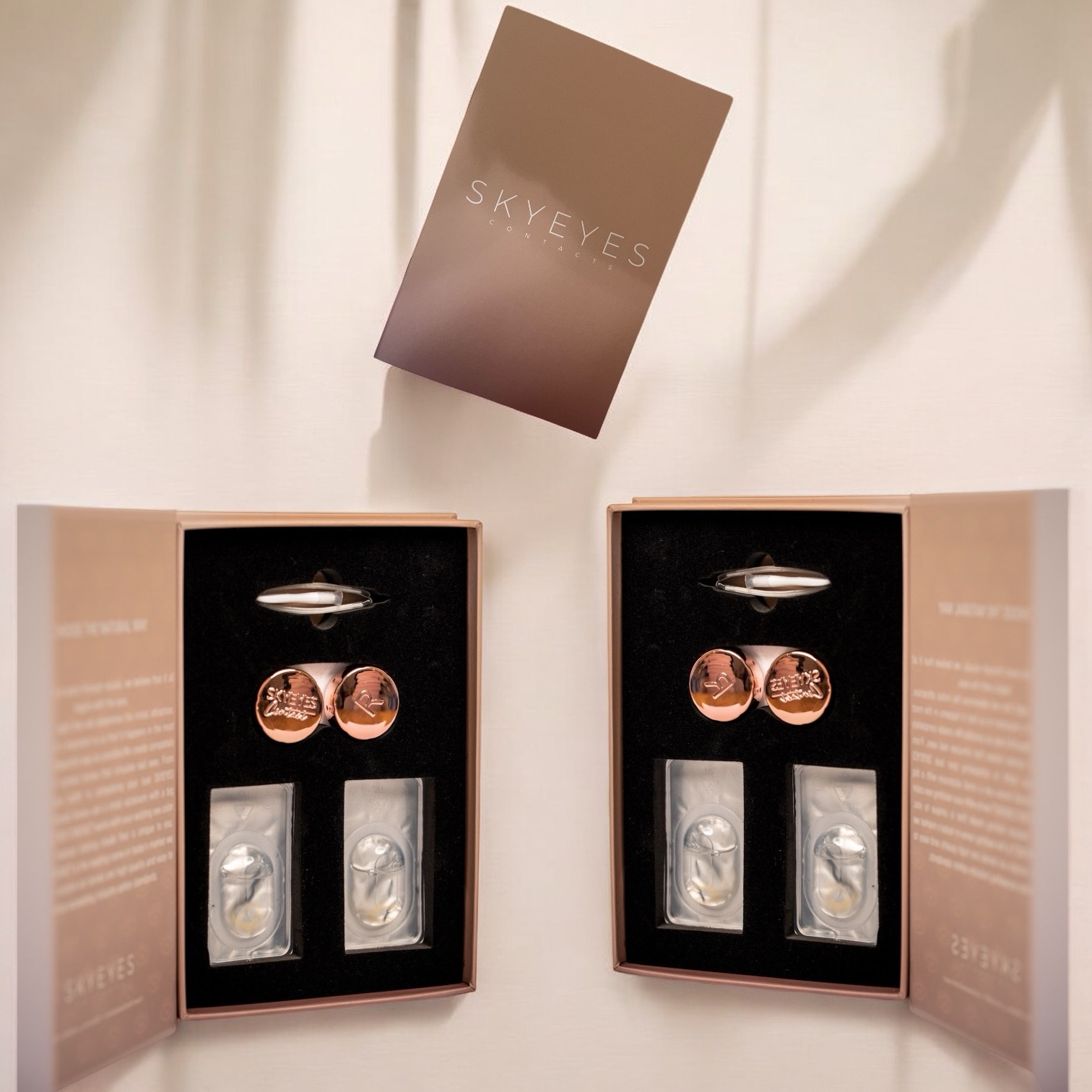 2 זוגות עדשות חודשיות צבעוניות